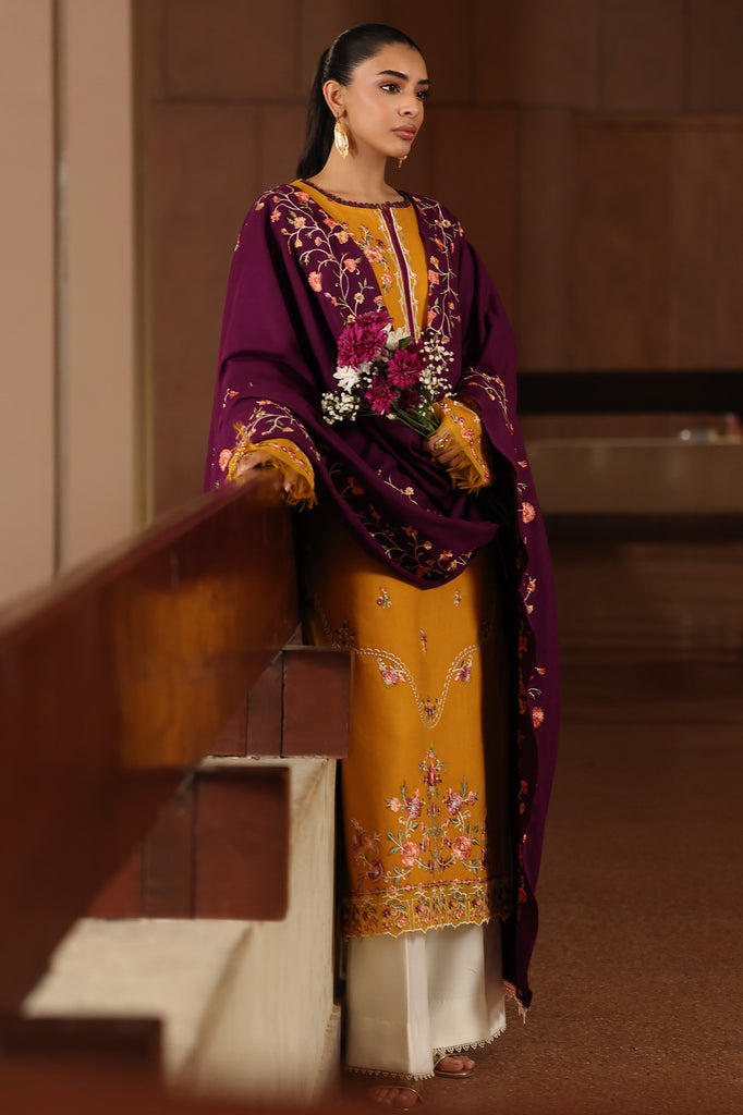 03 - Witner Shawl Exclusive By Rajbari