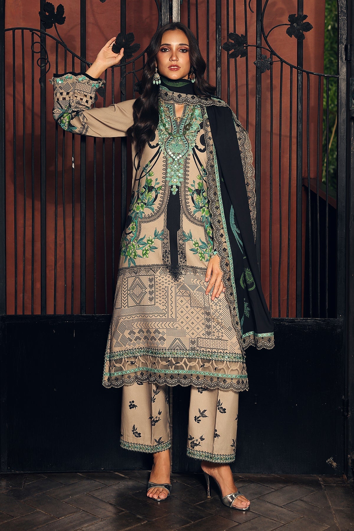 ANW7-19 - Aniq Winter Collection '26 II By Charizma