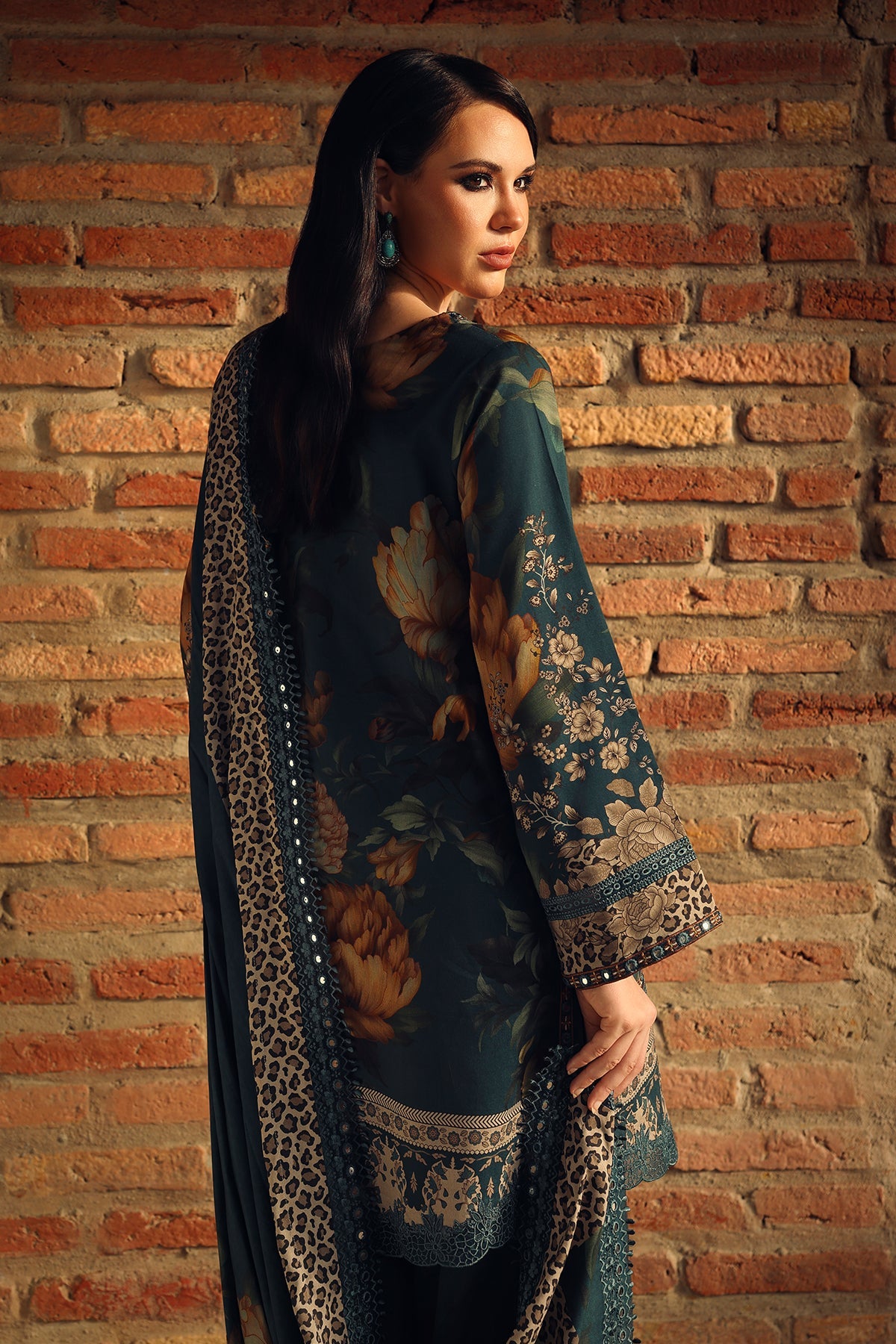 CCW7-09 | Combination Linen '26 By Charizma