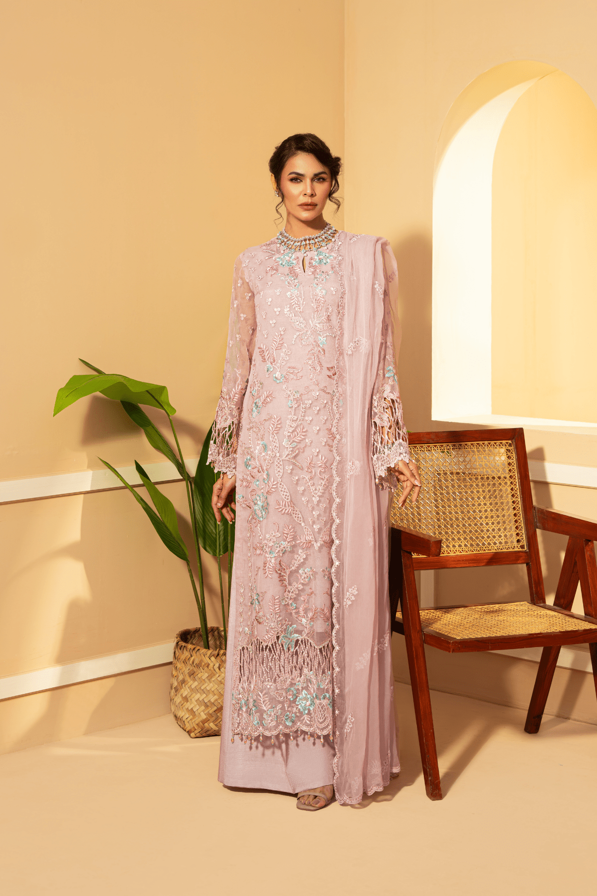 08 Queen Pink - Lamisah Nikhar By Lavish Premium - Rabbani Cloth House