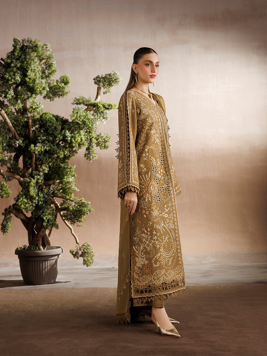 KA-14 | Kaya Luxury Winter '26 By Mahnur