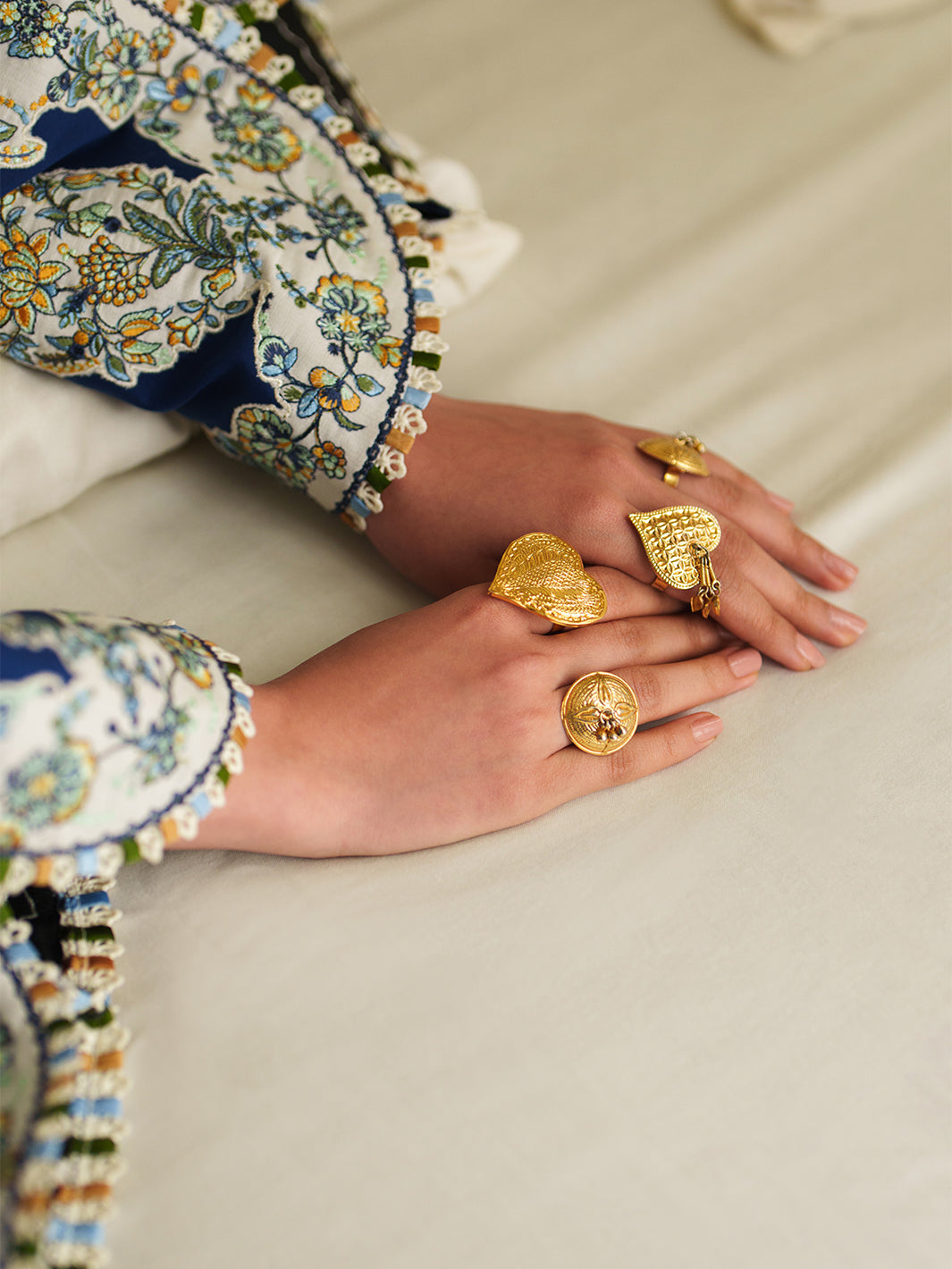 175-B - Heritage Dore Unstitched By Bin Ilyas