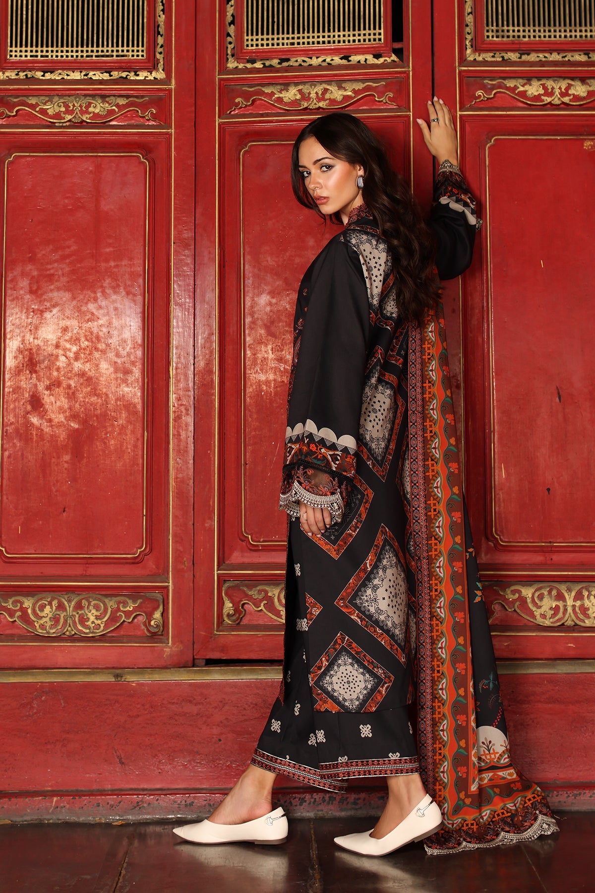 ANW7-02 | Aniq V1 Embroidered Unstitched '26 By Charizma