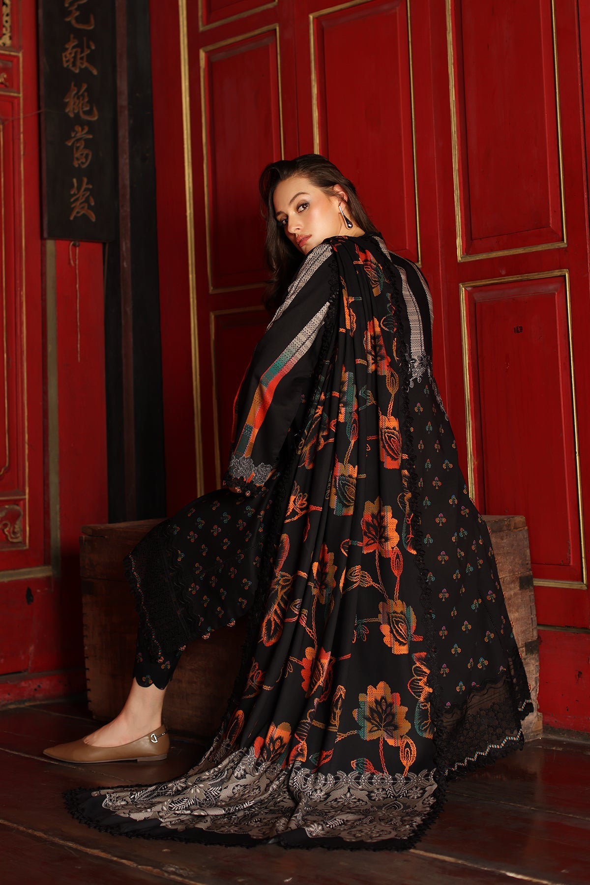 ANW7-10 | Aniq V1 Embroidered Unstitched '26 By Charizma
