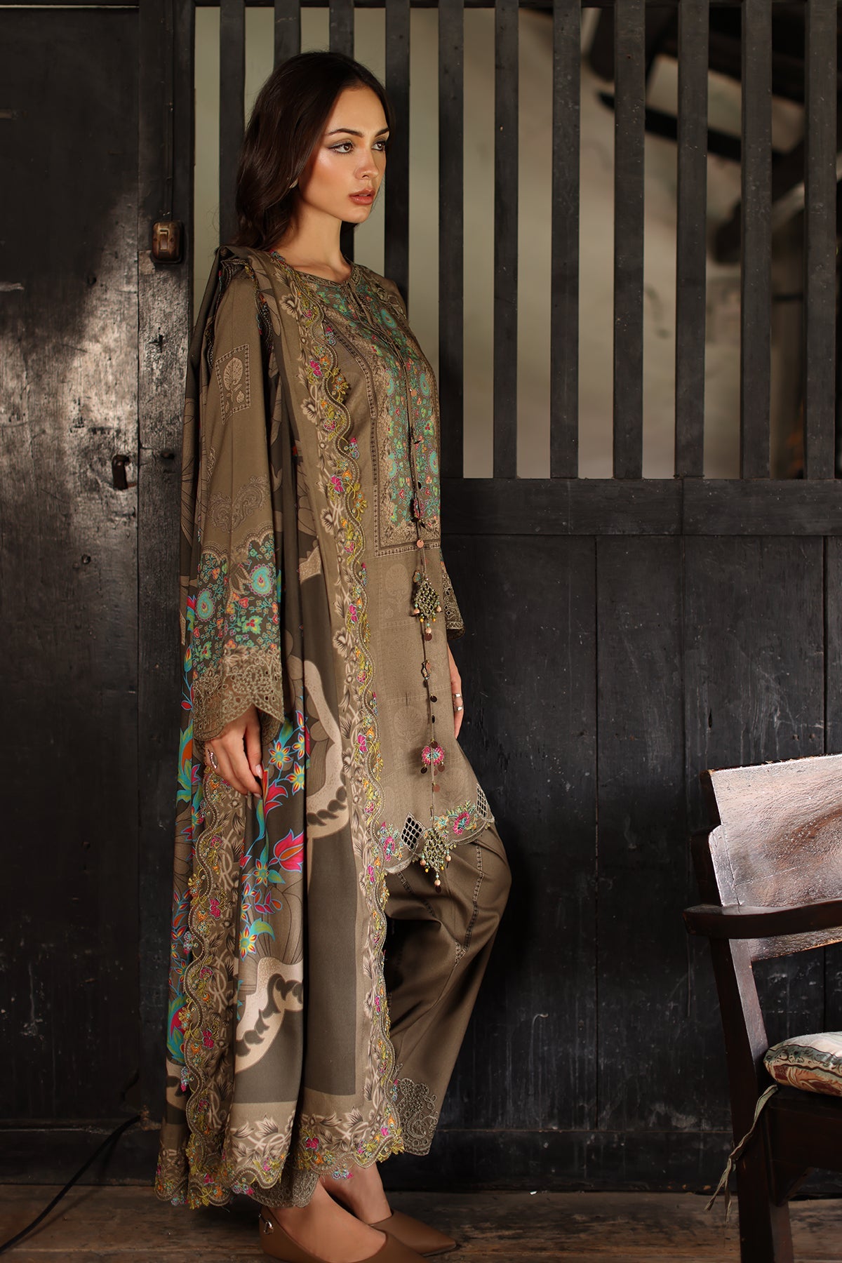 ANW7-05 | Aniq V1 Embroidered Unstitched '26 By Charizma