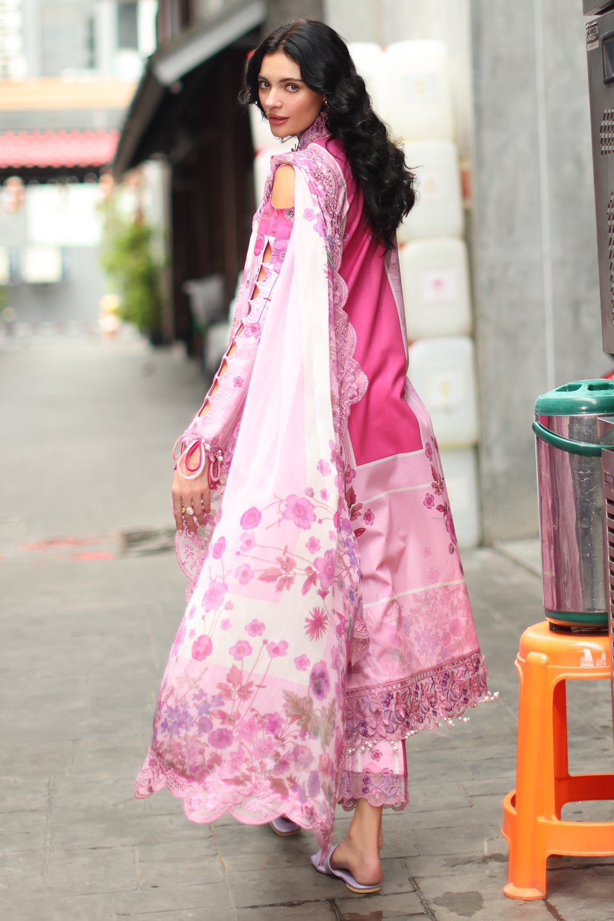 CS6-07 | Signature Lawn Collection By Charizma