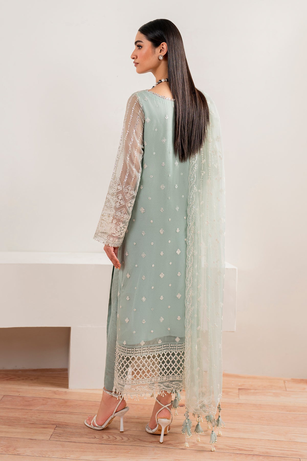 UF-680 | Embroidered Chiffon By Baroque