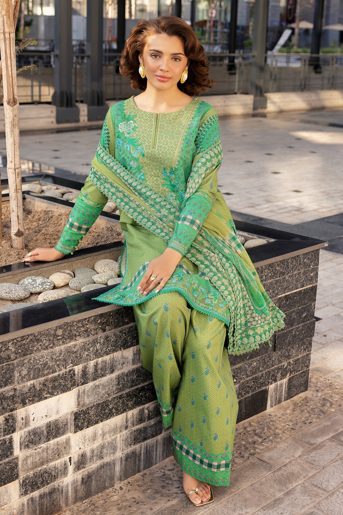 IN6-02 | Infinity Unstitched Embroidered By Charizma