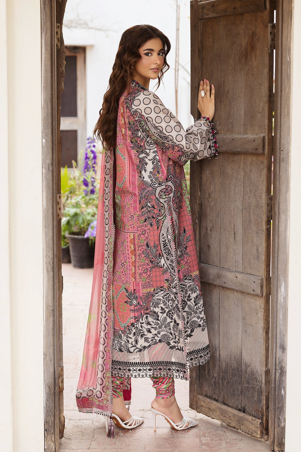 CAD6-04 | Andaaz Unstitched Lawn '26 By Charizma