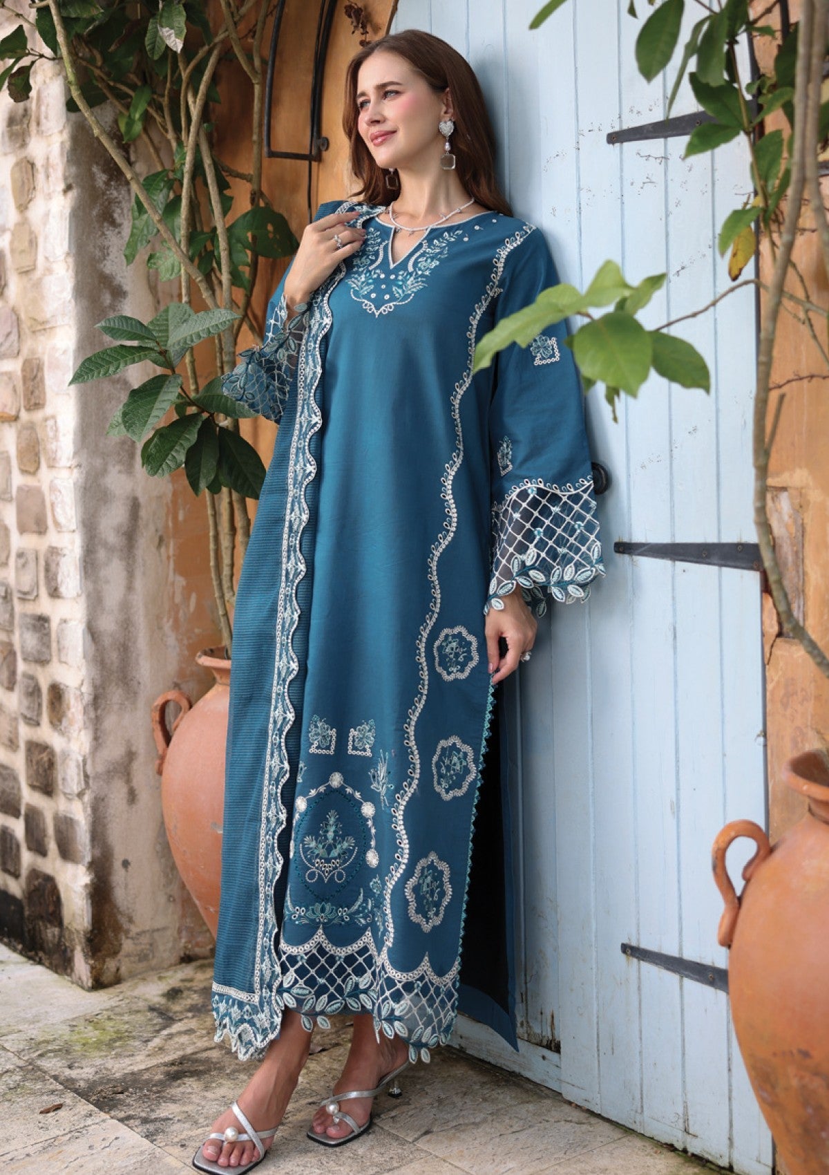 Jade | Raaya Luxury Embroidered Lawn By Rangrasiya