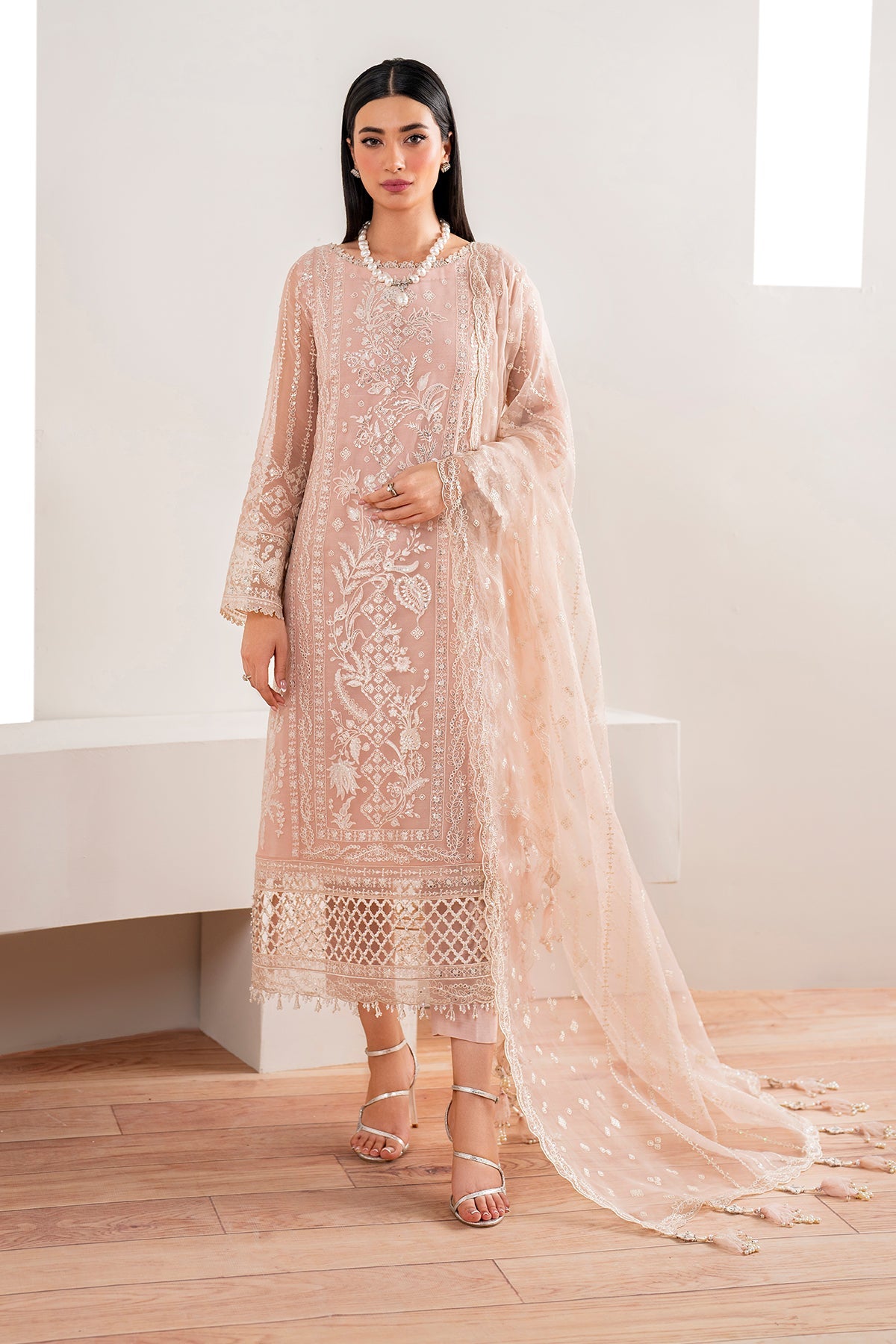 UF-681 - Embroidered Chiffon By Baroque