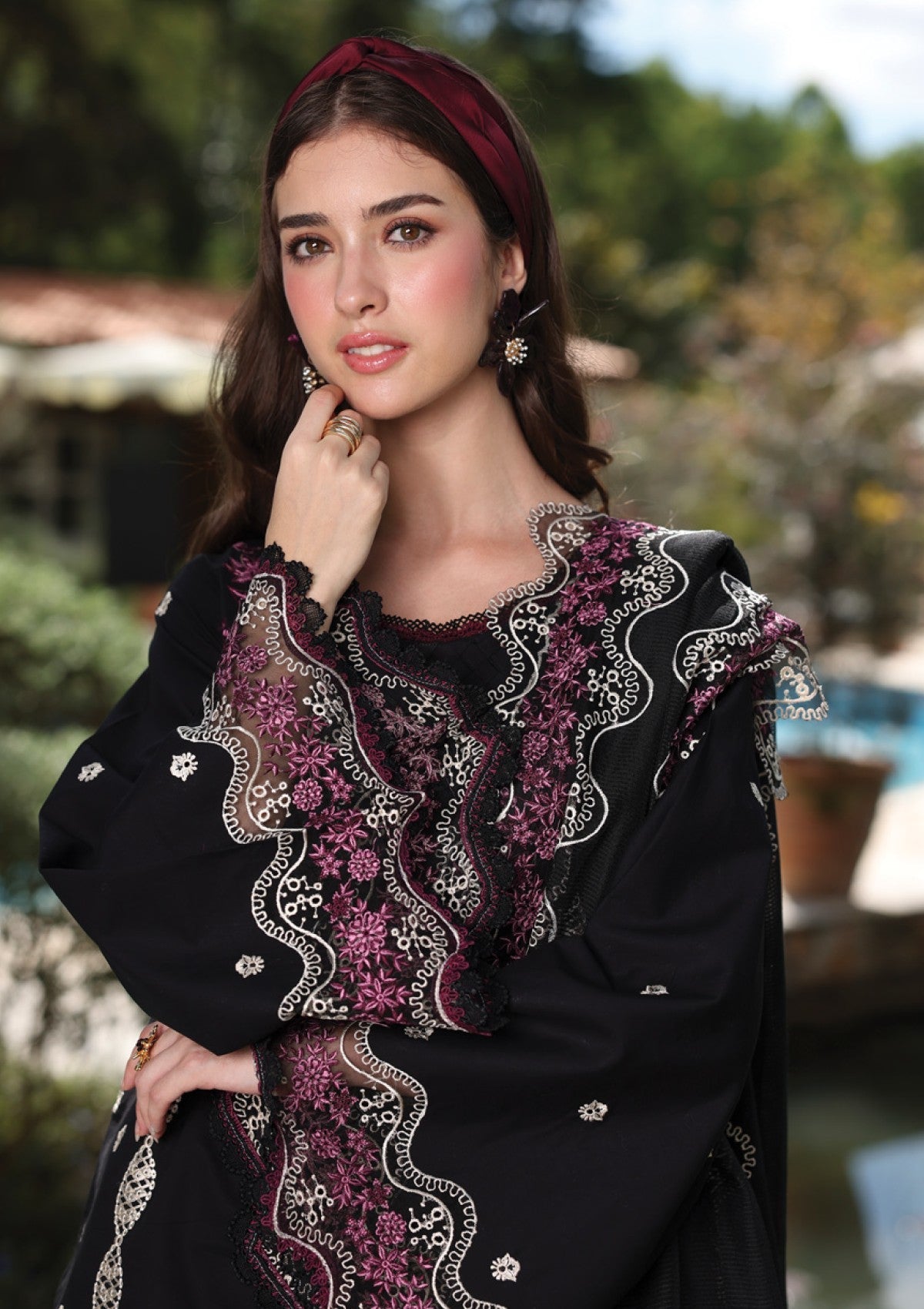 Abigaill | Raaya Luxury Embroidered Lawn By Rangrasiya