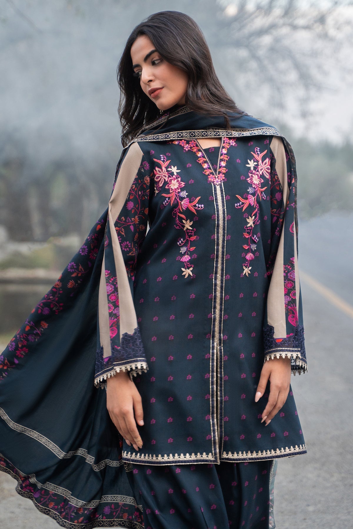 ANW7-11 - Aniq Winter Collection '26 II By Charizma