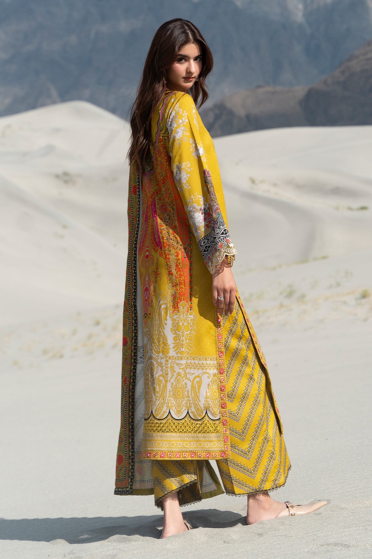 ANW7-20 - Aniq Winter Collection '26 II By Charizma