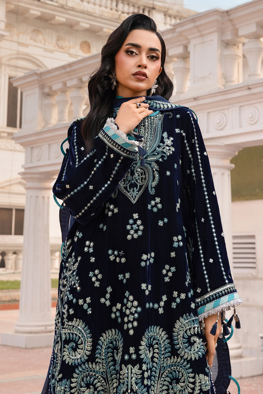 4206 - Embroidered Shirt Shalwar Dupatta By Zellbury