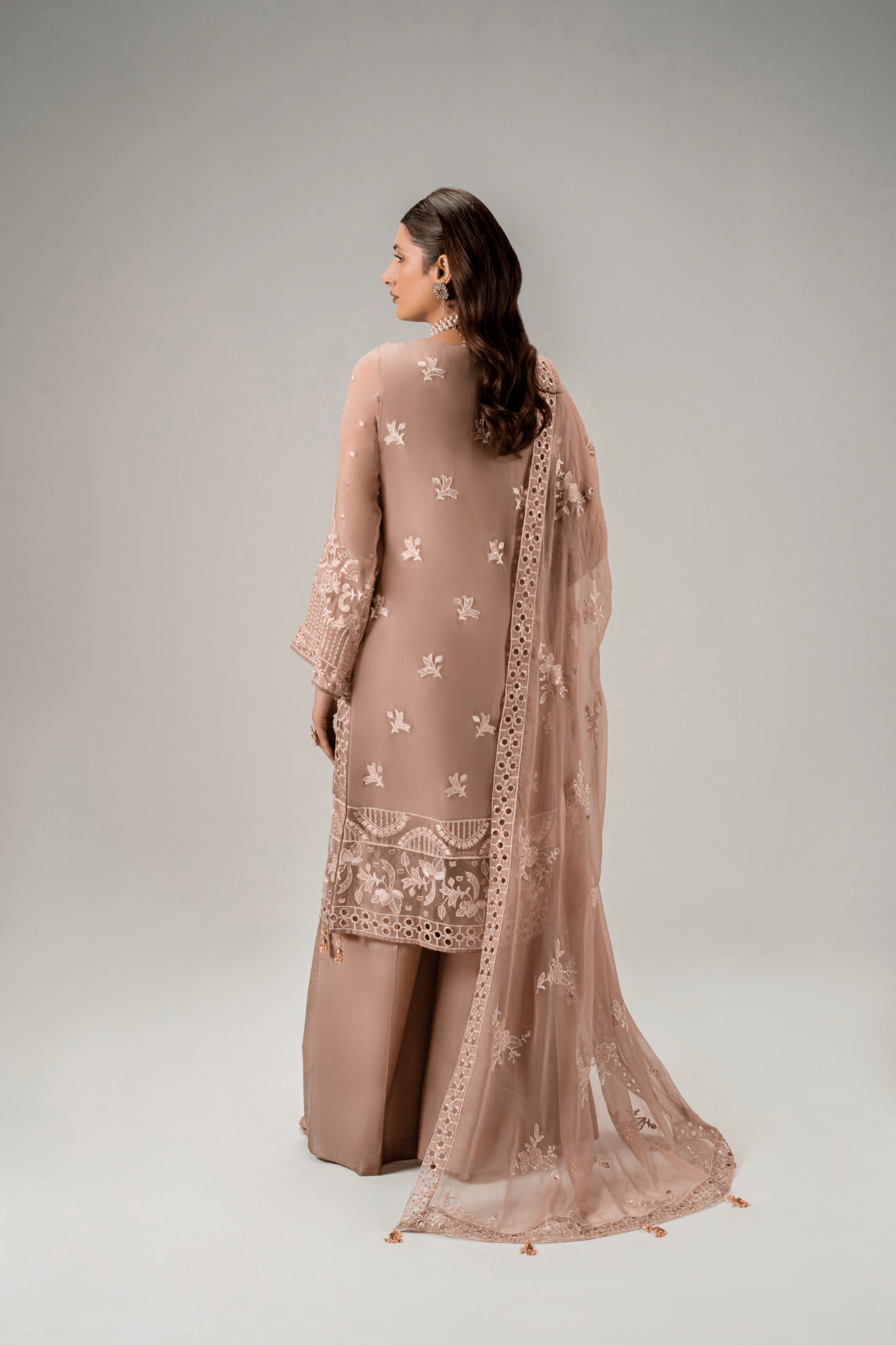 AR - 06 - Chiffon Fabric - Aura Unstitched By Zebtan - Rabbani Cloth House