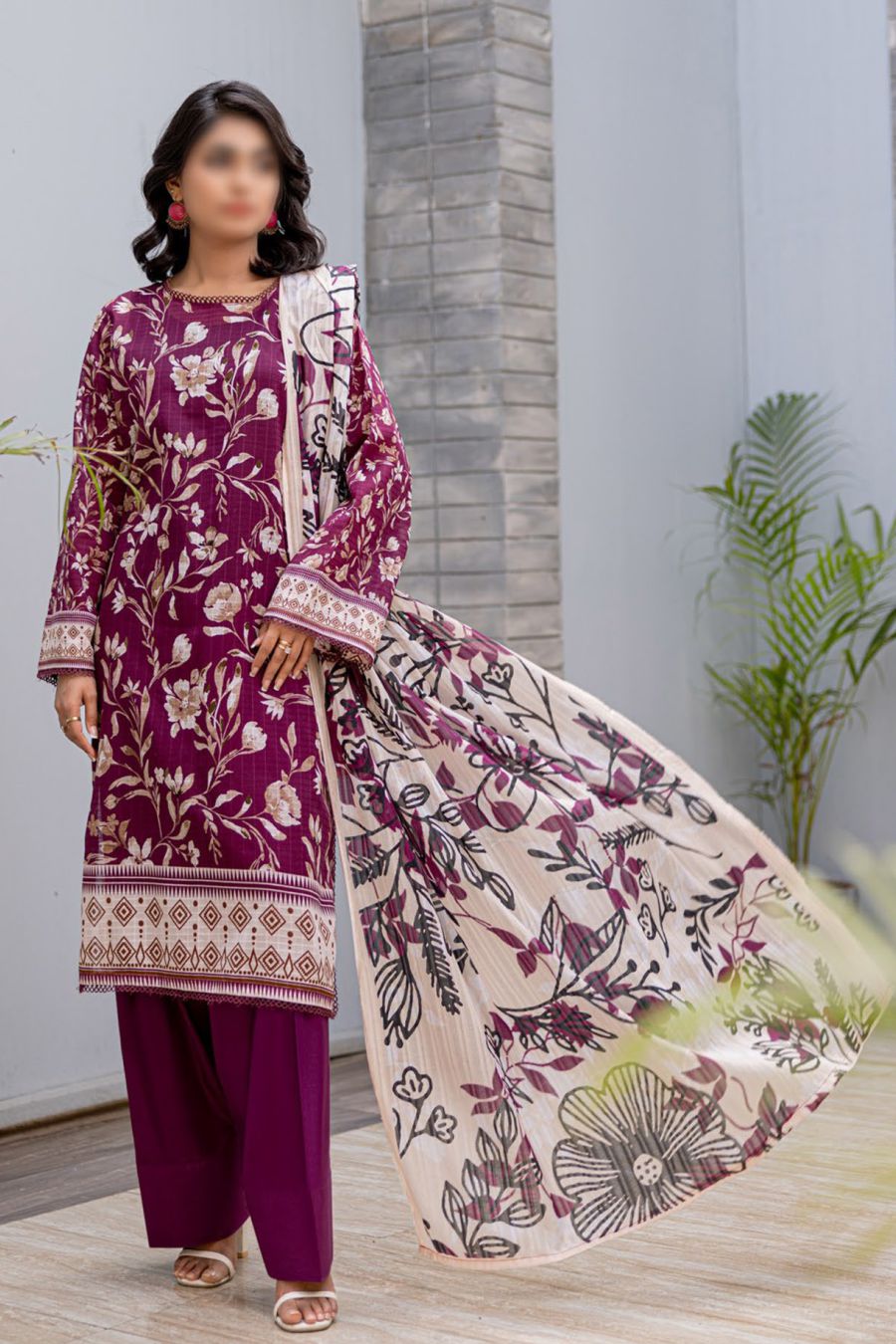 D 01 - Nureh by Fantak Printed Slub Lawn Collection - Rabbani Cloth House