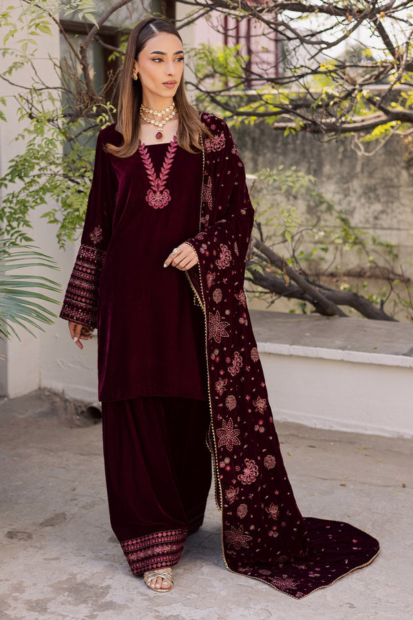 NW-120 | Maya Velvet Unstitched Collection By Nureh