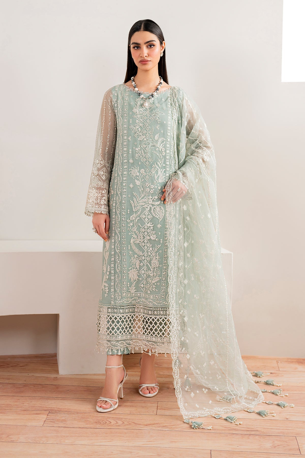 UF-680 | Embroidered Chiffon By Baroque