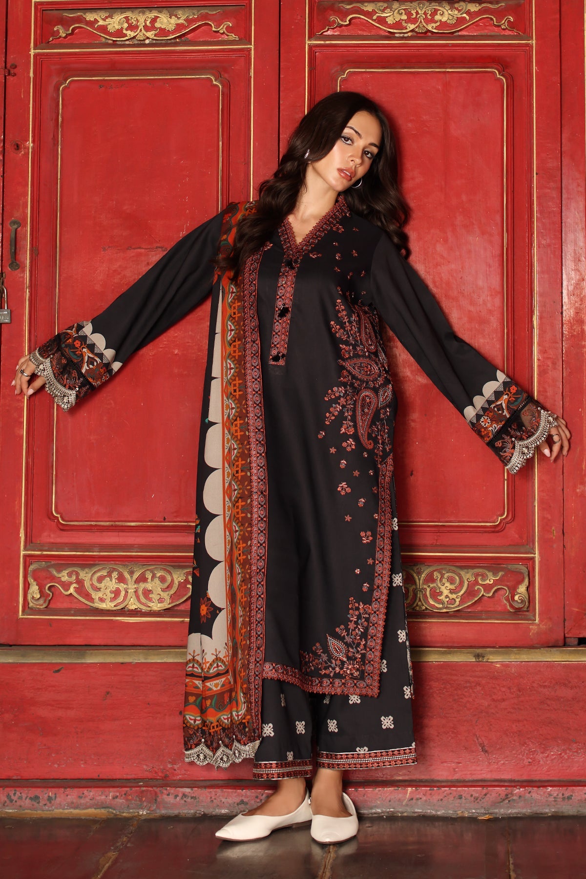 ANW7-02 | Aniq V1 Embroidered Unstitched '26 By Charizma