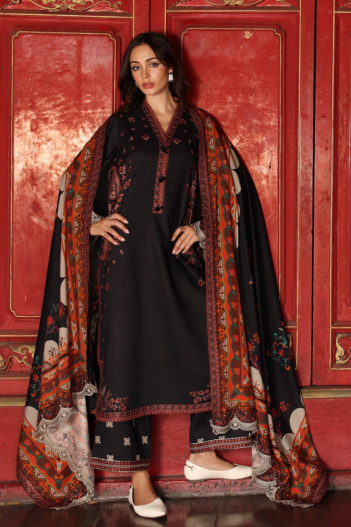 ANW7-02 | Aniq V1 Embroidered Unstitched '26 By Charizma