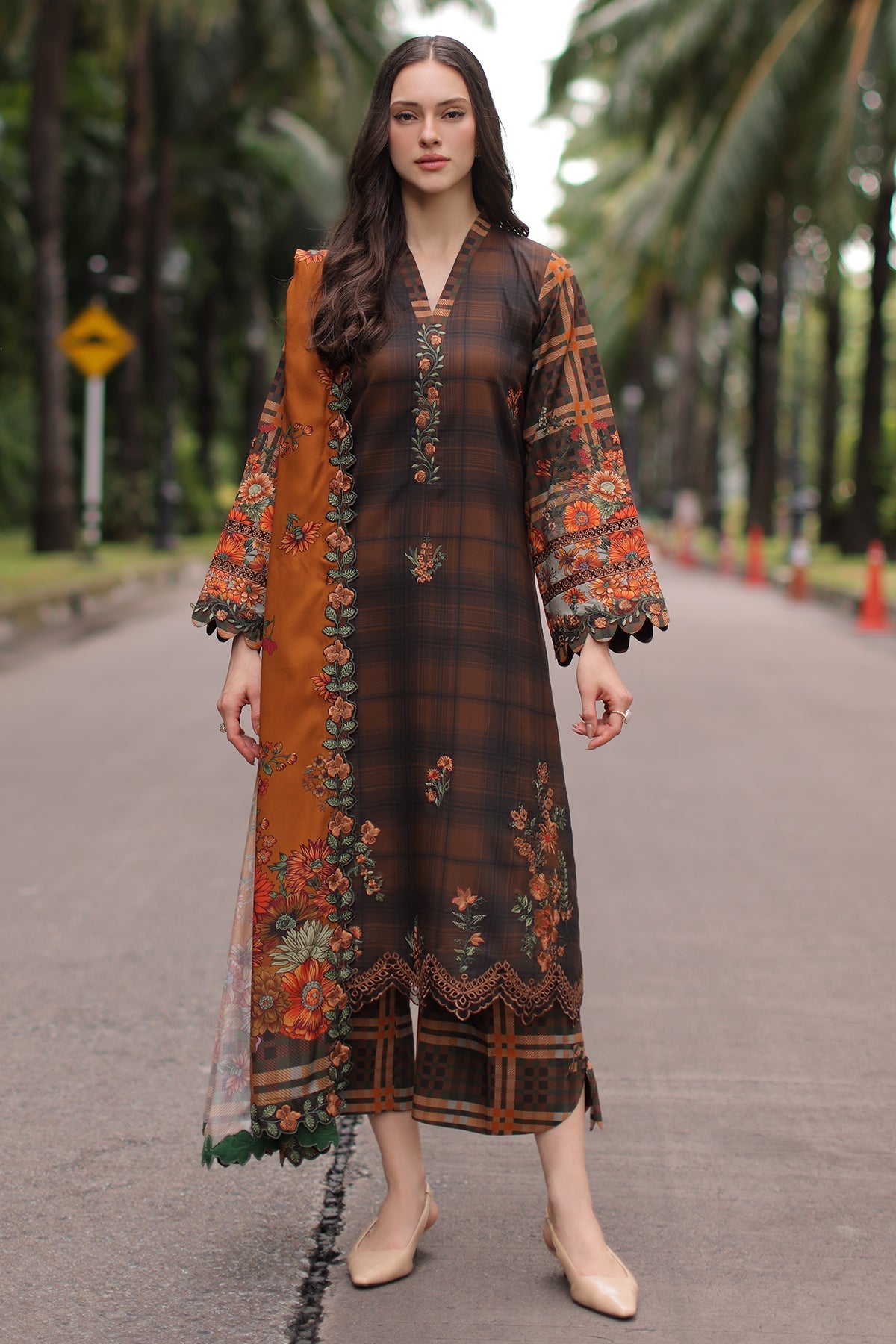 ANW7-15 - Aniq Winter Collection '26 II By Charizma