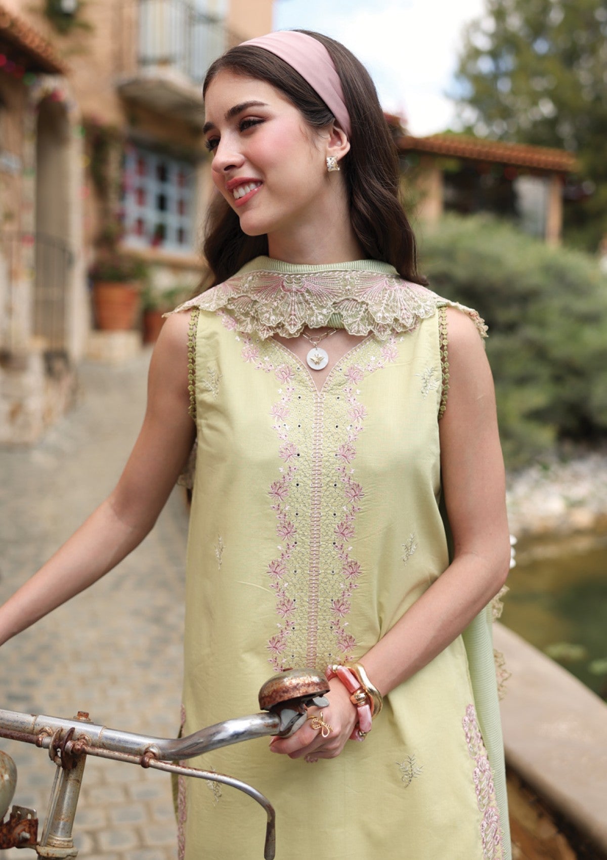 Emily | Raaya Luxury Embroidered Lawn By Rangrasiya