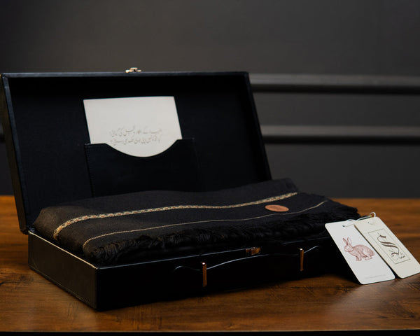 Rabbit Wool Blended Shawl | Black