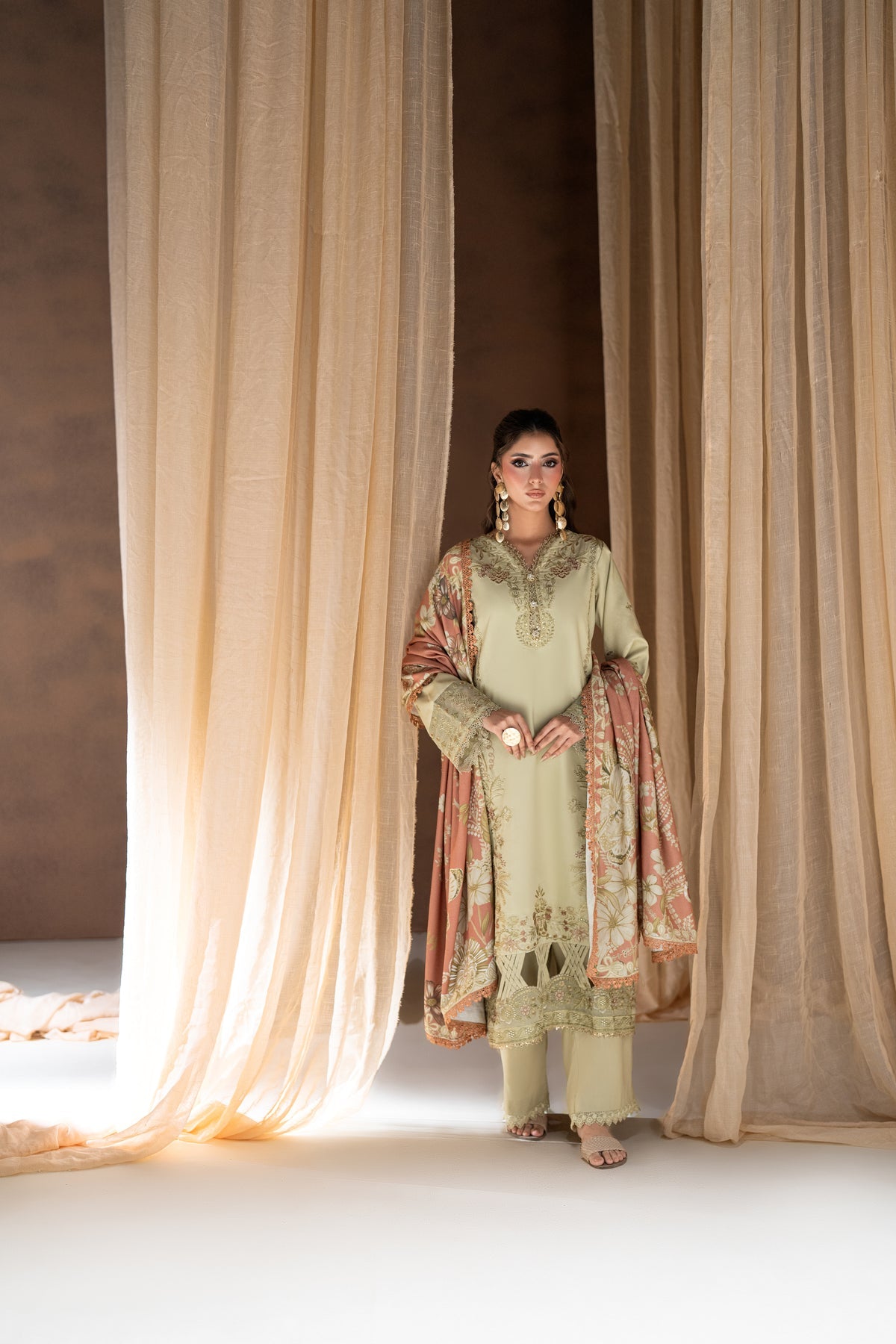 Aaina CRA-04-A | Rangrez-The Linen Edit