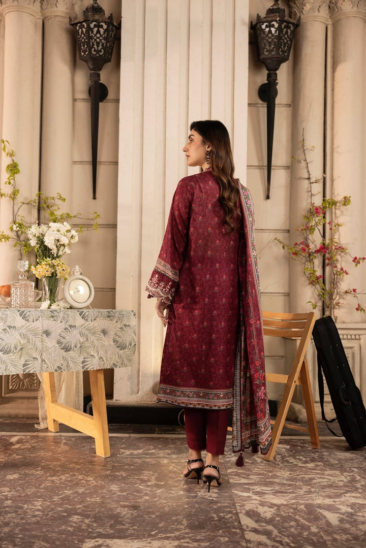 AR - 0133 | Komal Embroidery Lawn By Lakhany - Rabbani Cloth House