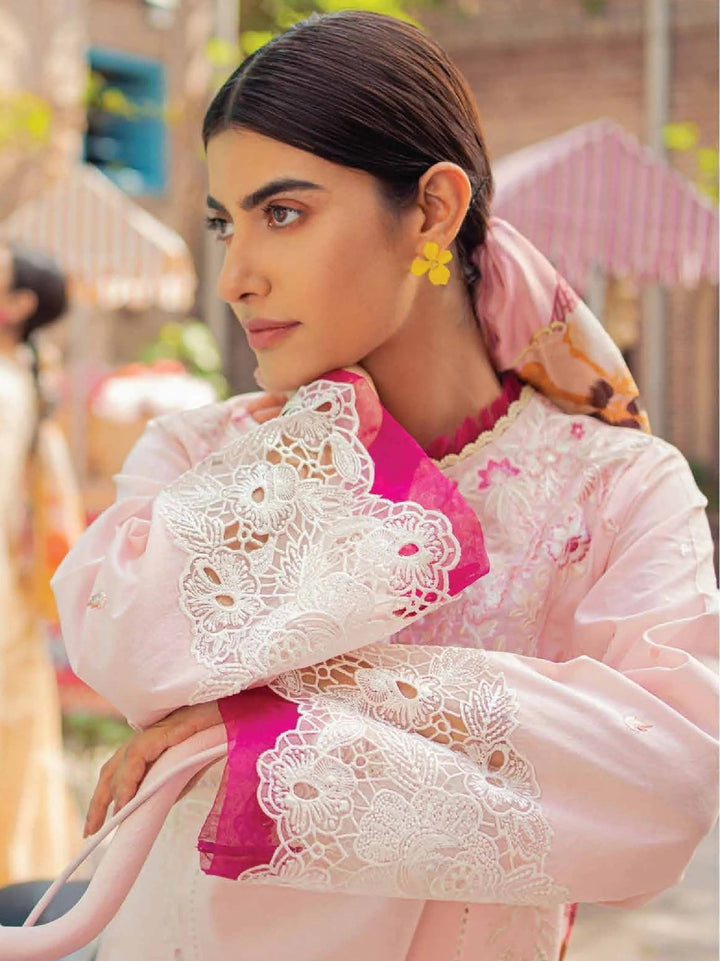 Lawn - Hemline Lara 3 - B Vol 23 by Mushq - Rabbani Cloth House