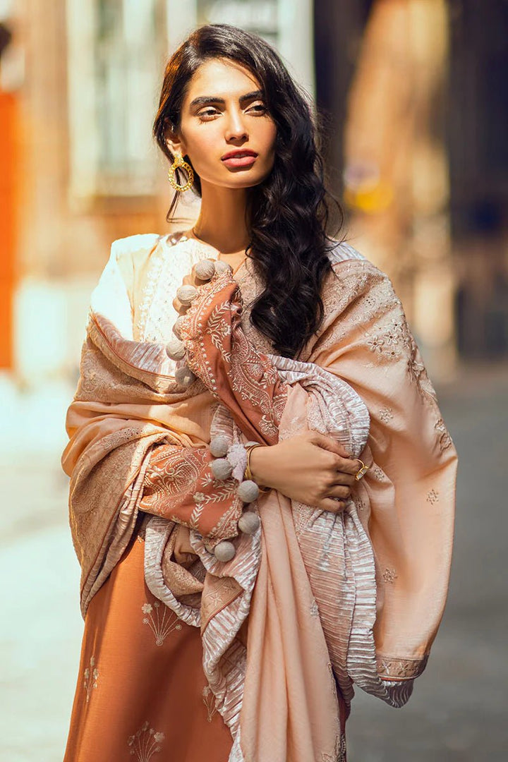 Mahira – Winter Karandi from the Broadway Collection of Mushq’23 - Rabbani Cloth House